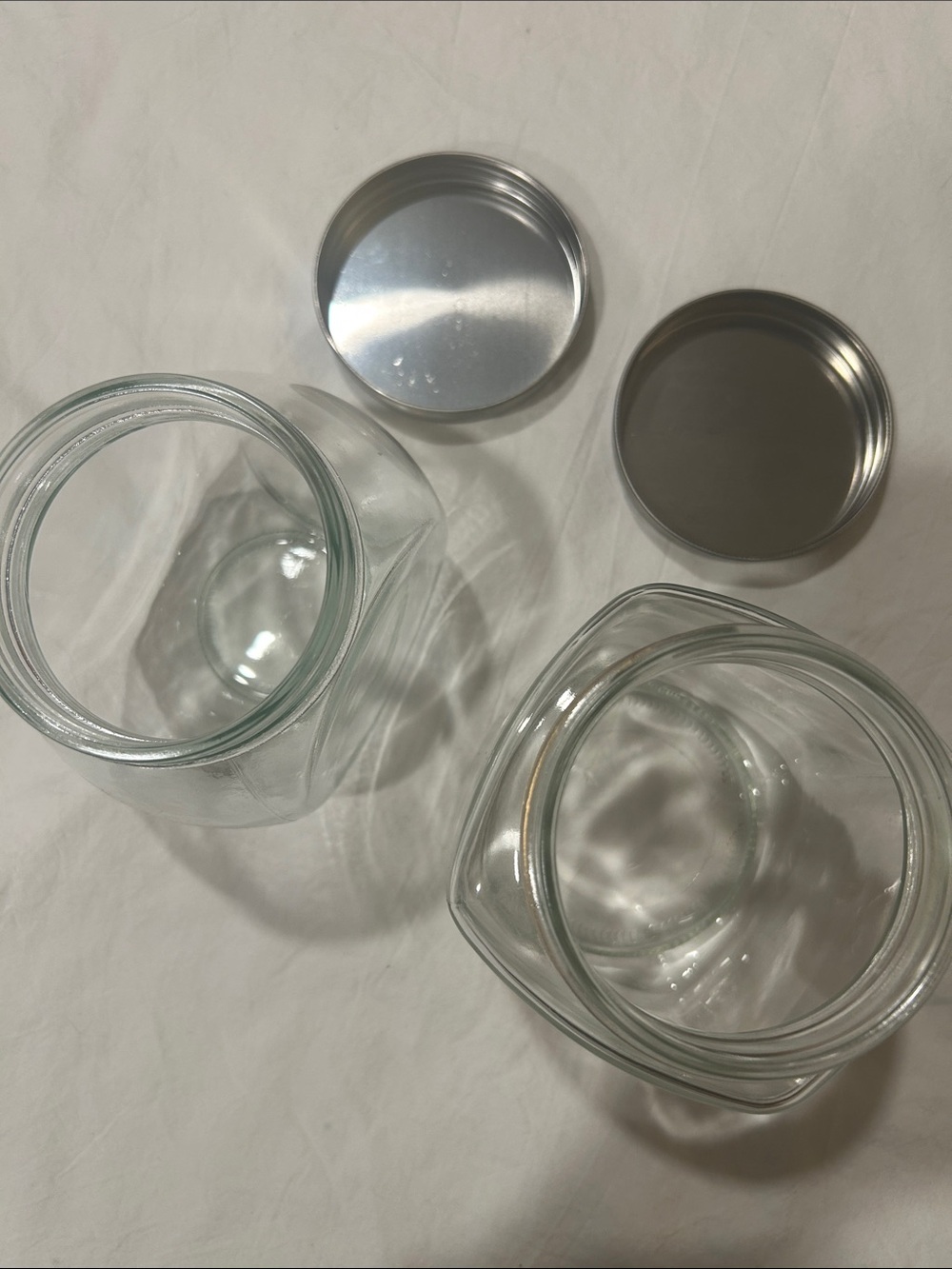 Two jars. - Picture 3 of 8